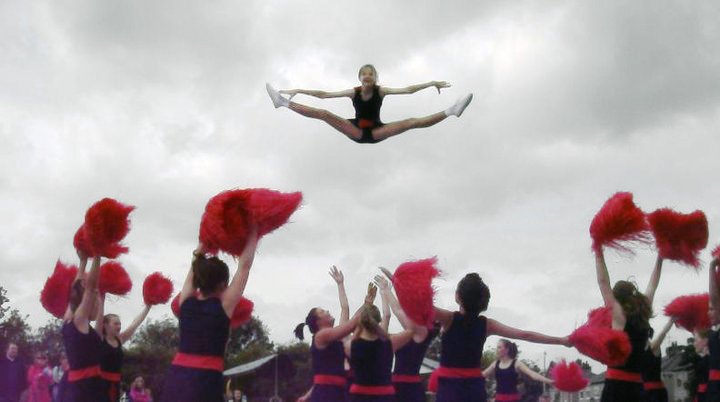 Our girls - Cheerleading at Tutti Fruitti Festival